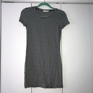 COMFY T-SHIRT DRESS